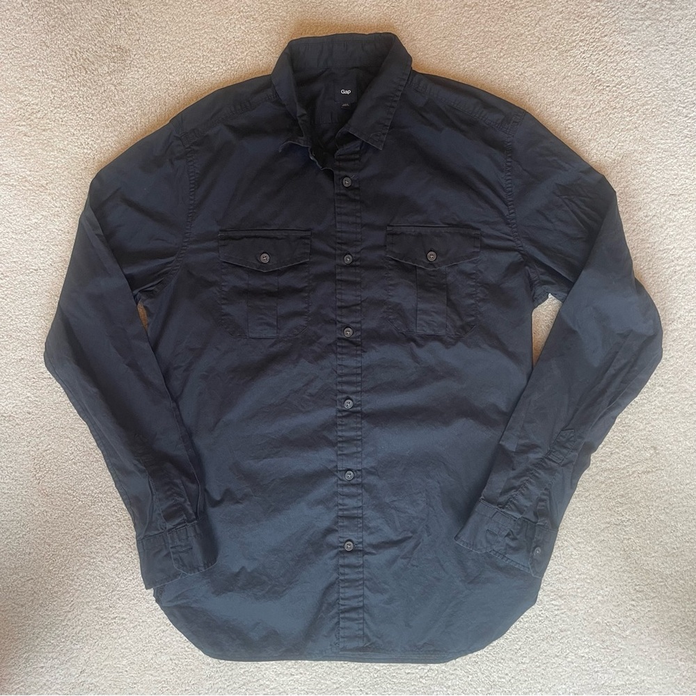 Gap button down shirt